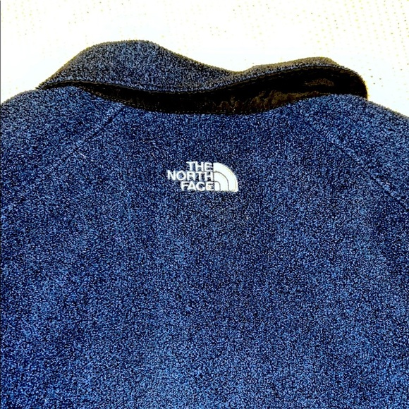The North Face Men's Blue Fleece Jacket - Picture 7 of 11